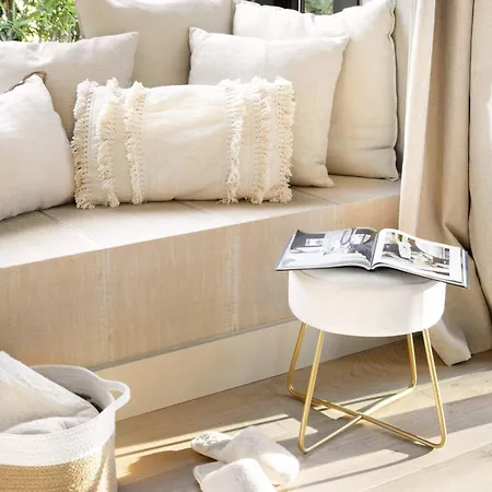 About La Boheme * Benahavís